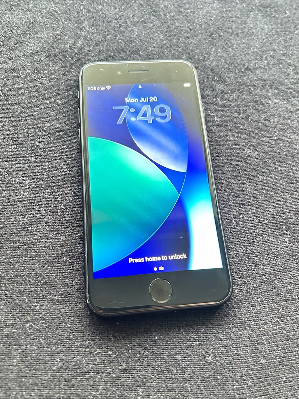 iPhone SE (2nd Generation) 64GB Space Grey